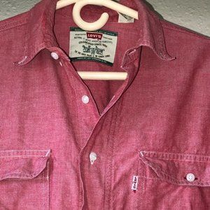 Levi’s Modern Authentics red button shirt